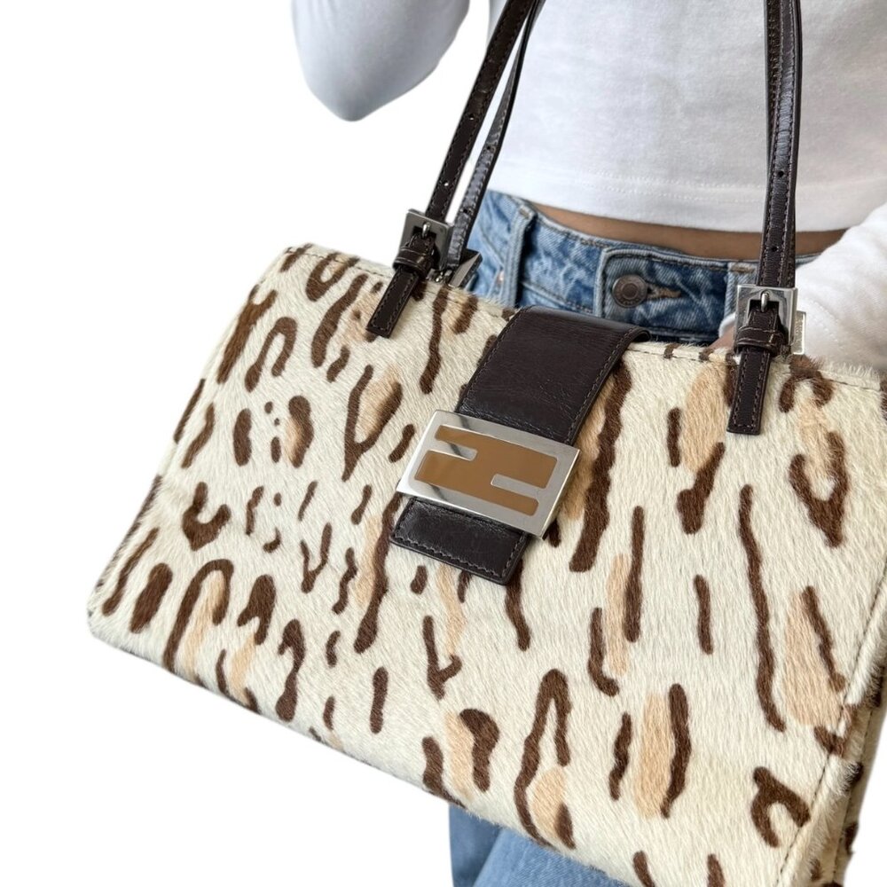 FENDI Vintage FF Logo Leopard Mamma Baguette Shoulder Bag Cream Brown [105532] - Picture 3 of 16